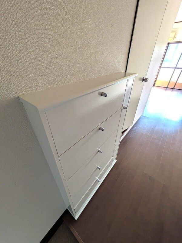 ローズマリービル の玄関