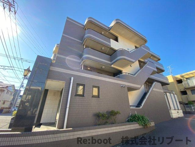 ニューアネックスの外観