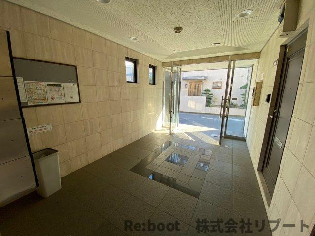 ニューアネックスのロビー