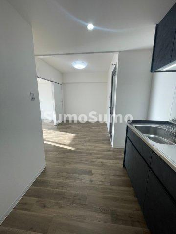 ライオンズマンション長田ヒルズ3号棟のロビー|建物の内部です