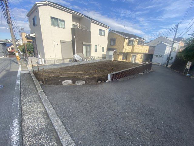 〈新築戸建〉旭区白根7丁目！全室南向き！断熱性能等級5☆ガス乾燥機設置可☆