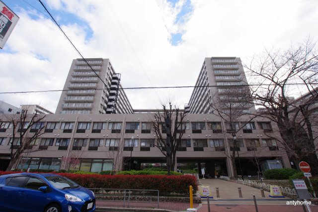 ファミールハイツ北大阪3号棟の外観
