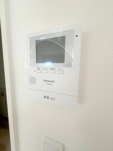 【セキュリティ】 | 仲介手数料無料！厚狭小学校に通える新築戸建　山陽小野田市鴨庄　第９－１号棟　クレイドルガーデン　アーネストワン | 録画機能付きTVモニターインターホン