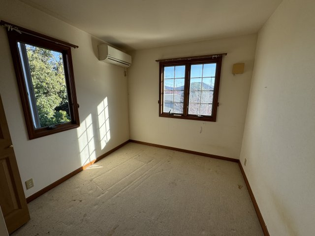 -三丁目不動産-　熊谷市石原　同一敷地に2棟の内装