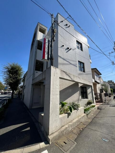 ホワイトバーチの外観