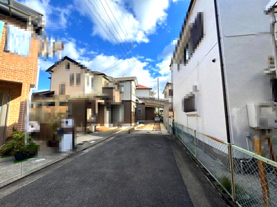 【外観】 | 堺市美原区南余部西1丁目　中古戸建 | スーパーやコンビニなどの生活利便施設が徒歩圏内に揃っています！毎日のお買い物にも嬉しい住環境です。