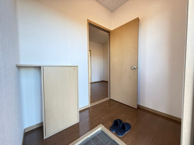 【玄関】 | セジュール長尾C