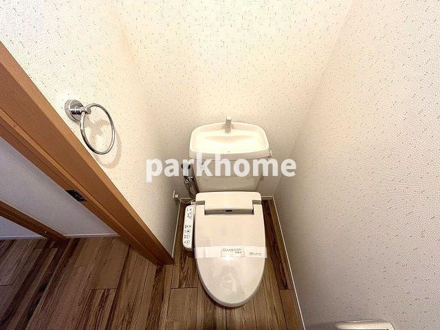 北添マンションのトイレ|ゆったりとした空間のトイレです