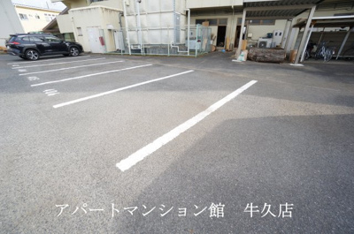 【駐車場】 | 栄マンション