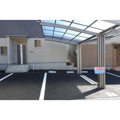 リズタウン大津の駐車場