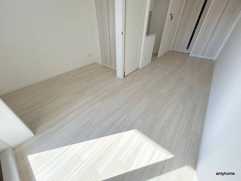アーバンパーク淡路　仲介手数料無料の居間・リビング