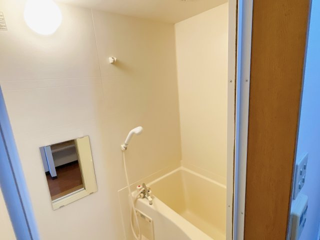 ラマージュの浴室