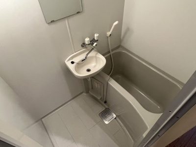 【浴室】 | ヴィラクオーレ