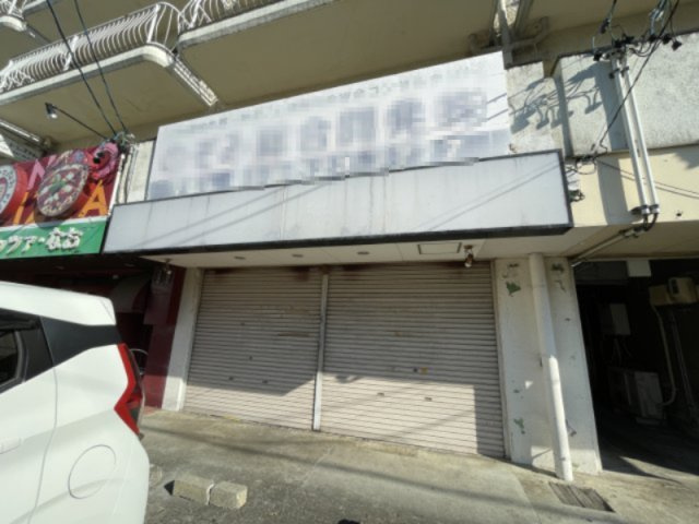 チサンマンション和地山のエントランス