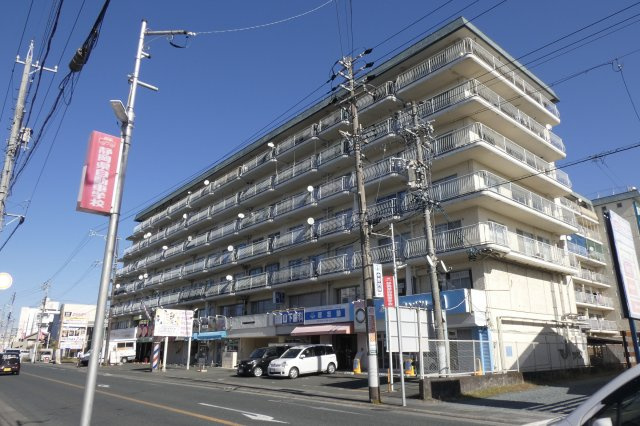 チサンマンション和地山の外観