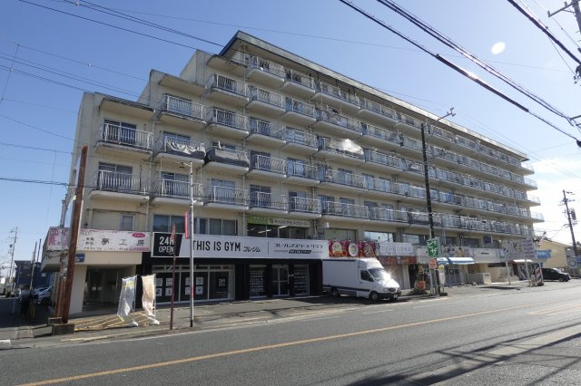 チサンマンション和地山の外観