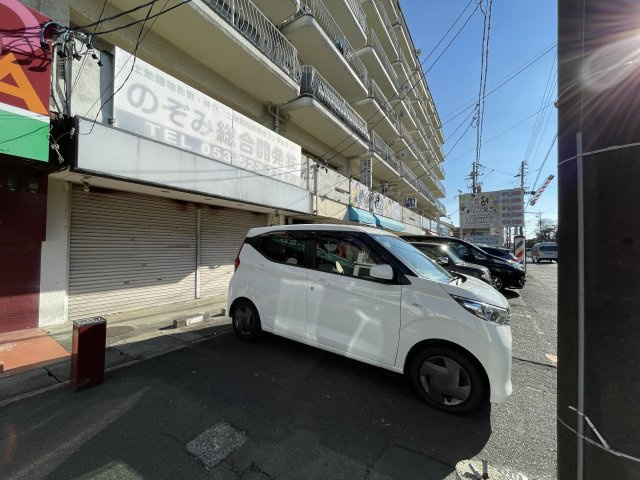 チサンマンション和地山の駐車場