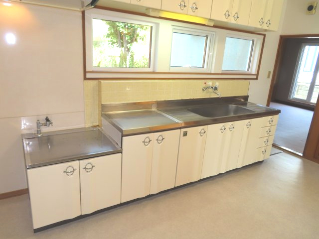 【キッチン】 | 網走郡津別町字豊永２５番地１　地下１階付平屋建　中古売家