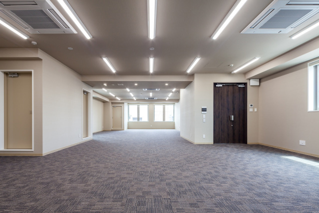 WAKO駅前通りビルの内装