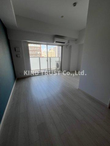 Alivis北梅田の居間・リビング|おしゃれなリビングです