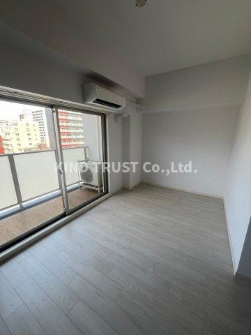 Alivis北梅田の居間・リビング|おしゃれな居間です