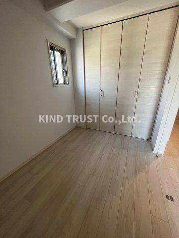 Alivis北梅田の居間・リビング|ゆったり過ごせる居間です