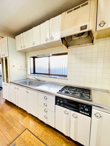 あきる野市雨間　平屋中古戸建のキッチン