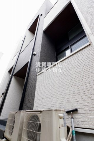 ヴィラ新福寺の外観
