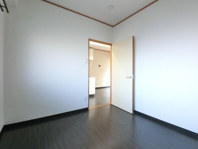 ＬＥＯ六拾弐番館 の洋室