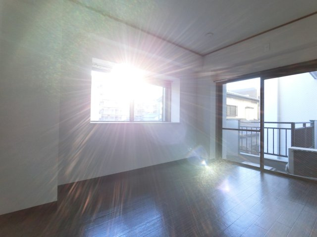 ＬＥＯ六拾弐番館 の寝室