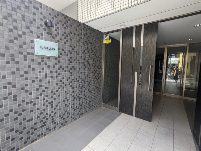 ジュメル京成船橋のエントランス