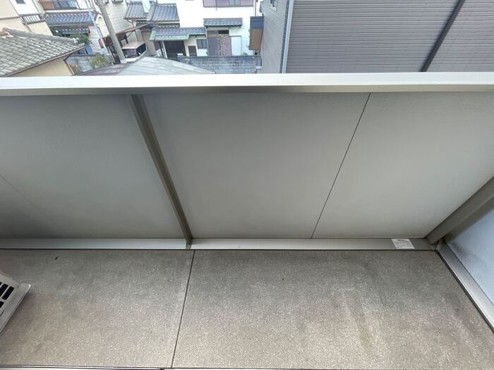 大和高田市中今里町のアパートのバルコニー