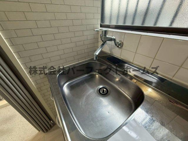 高野道1丁目戸建　賃貸のキッチン|キッチンでお料理をお楽しみください