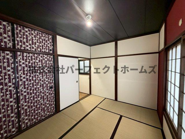 高野道1丁目戸建　賃貸の和室|ゆったりとくつろげる和室です