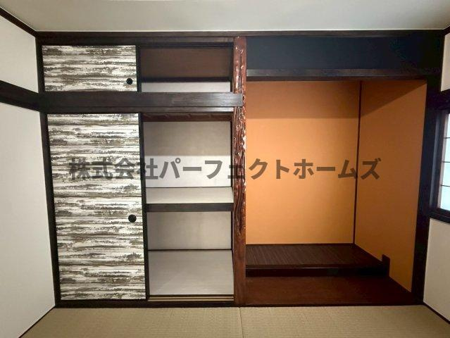 高野道1丁目戸建　賃貸の収納|便利な収納スペースです