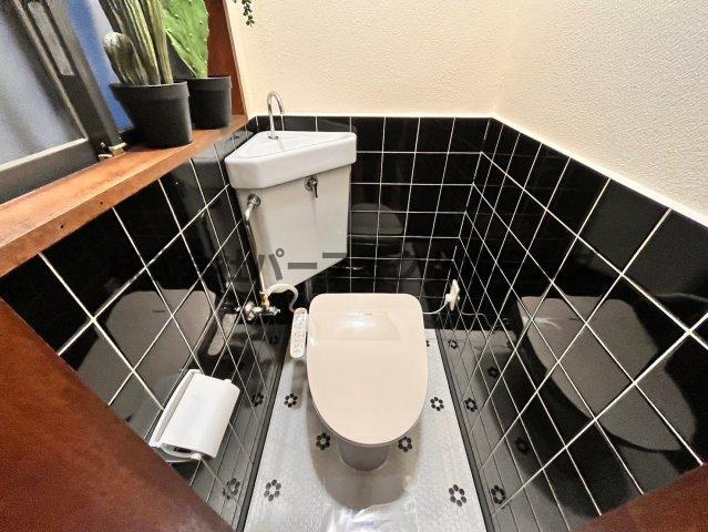 高野道1丁目戸建　賃貸のトイレ|ゆったりとした空間のトイレです