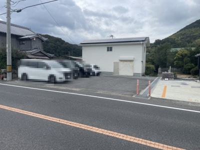 【駐車場】 | 厚浜ガレージハウス