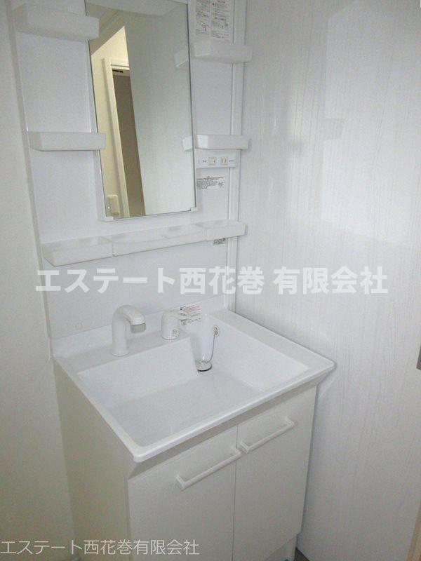 Fiore桜町（フィオーレ）A|シャワー付洗面化粧台