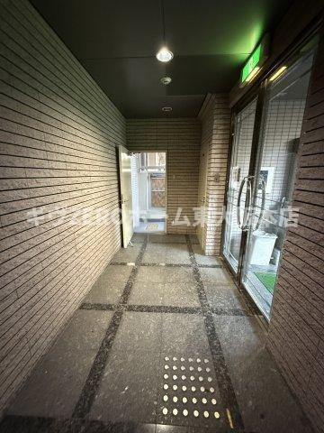 ビクトワール小阪のロビー
