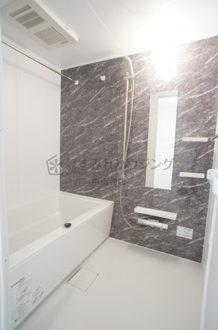 アンソレイユ宝塚の浴室