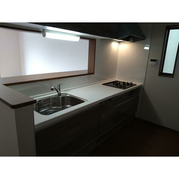 瑞穂区御莨町貸家Ｂ棟のキッチン