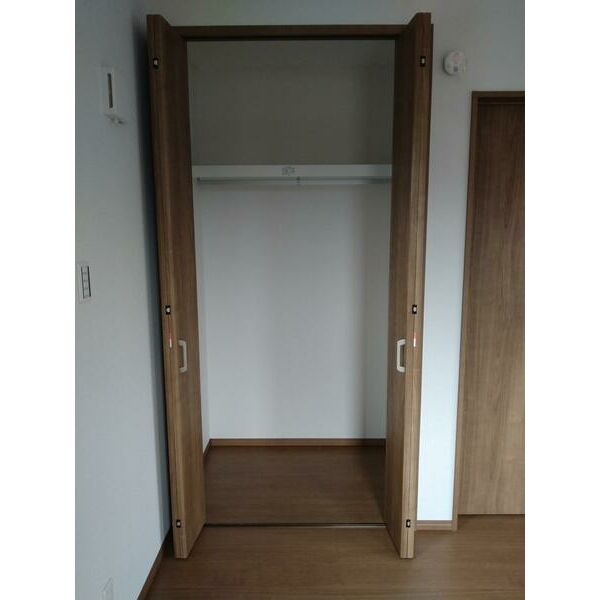 瑞穂区御莨町貸家Ｂ棟の収納