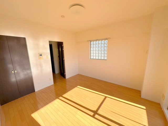 クレアート新大阪セレニティの寝室