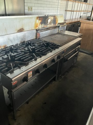 リードシー片瀬江の島のキッチン