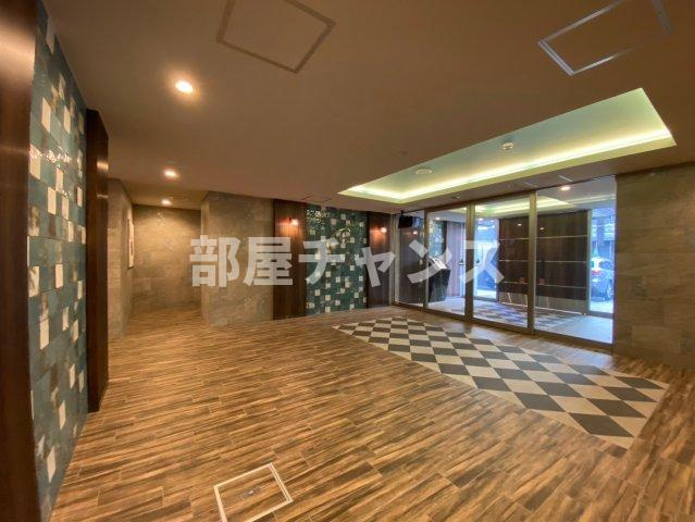 ファステート栄セントラルのロビー