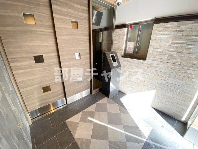 ファステート鶴舞駅前リヴェールのエントランス