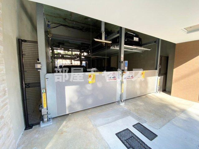 ファステート鶴舞駅前リヴェールの駐車場