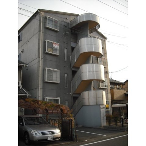 ソシエ２２１の外観