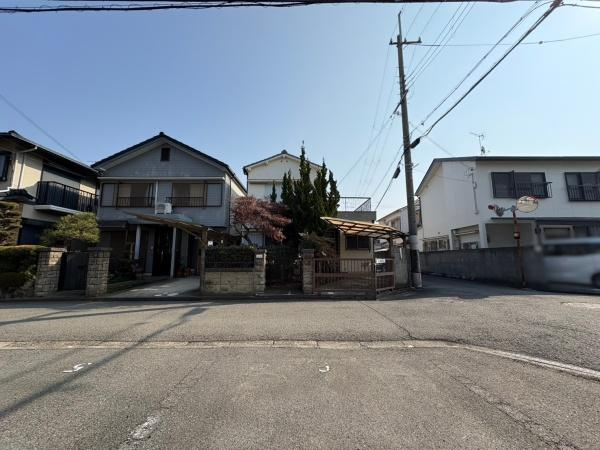 和歌山市木ノ本　中古戸建の前面道路含む現地写真