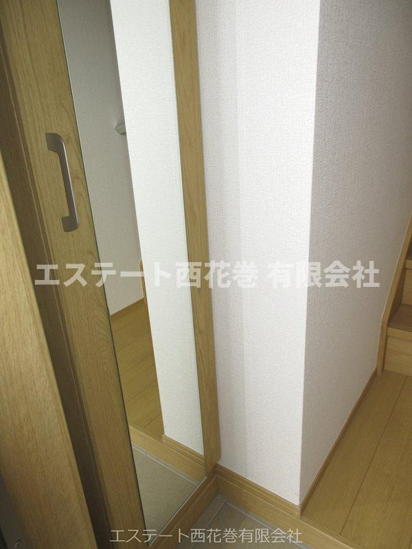 grand parace十二丁目Ⅱ|姿見付きシューズボックス